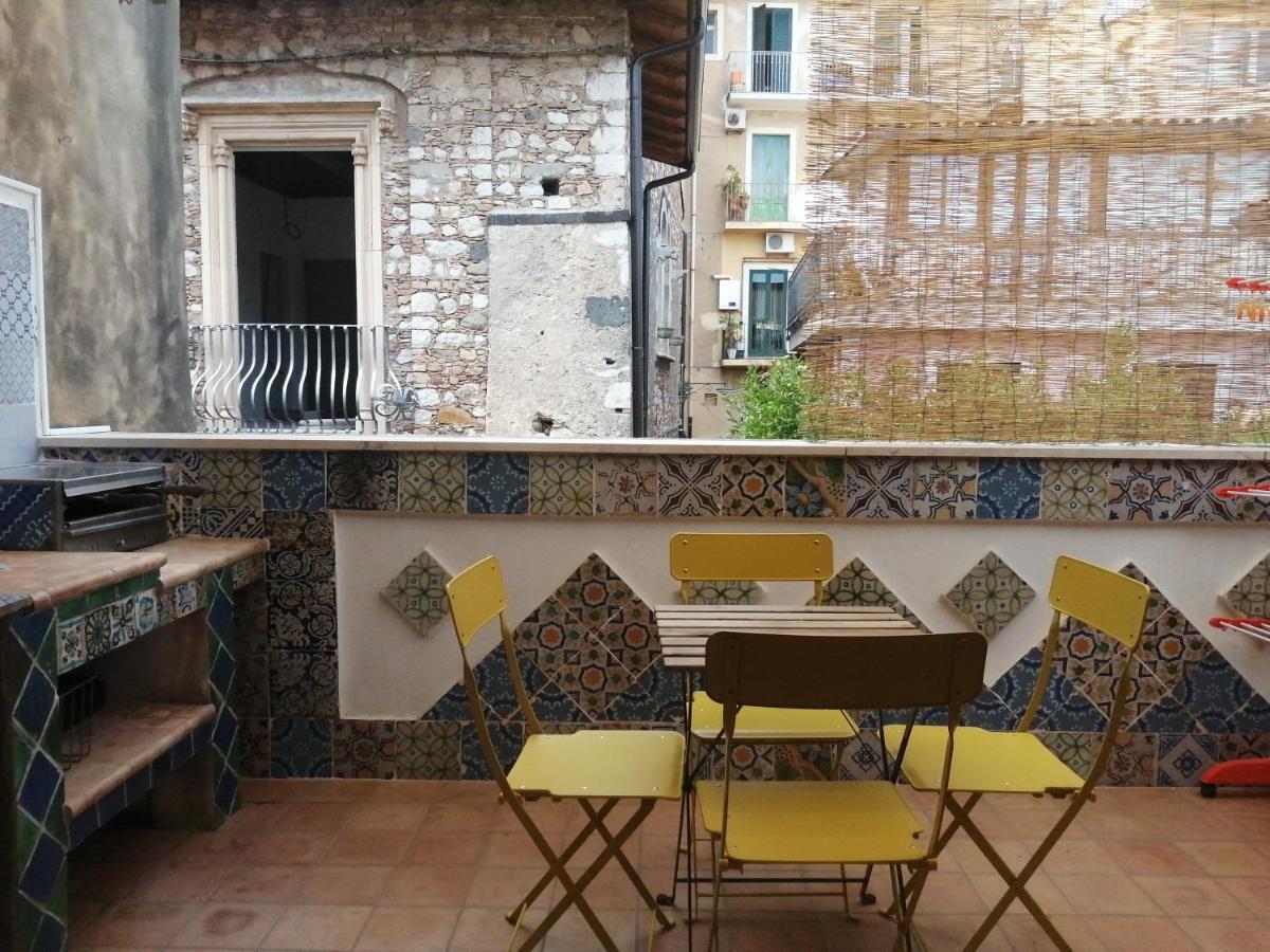 Aly Art Apartment Taormina Duomo, Gulf & Etna View Bagian luar foto