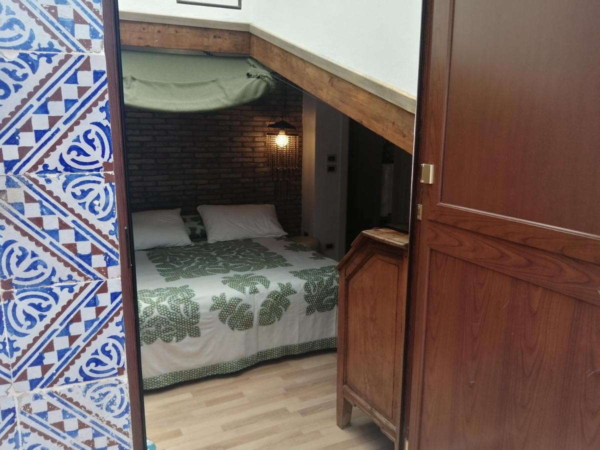 Aly Art Apartment Taormina Duomo, Gulf & Etna View Bagian luar foto