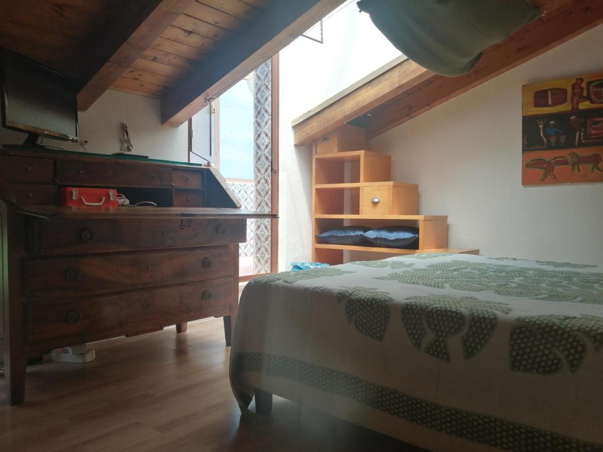Aly Art Apartment Taormina Duomo, Gulf & Etna View Bagian luar foto