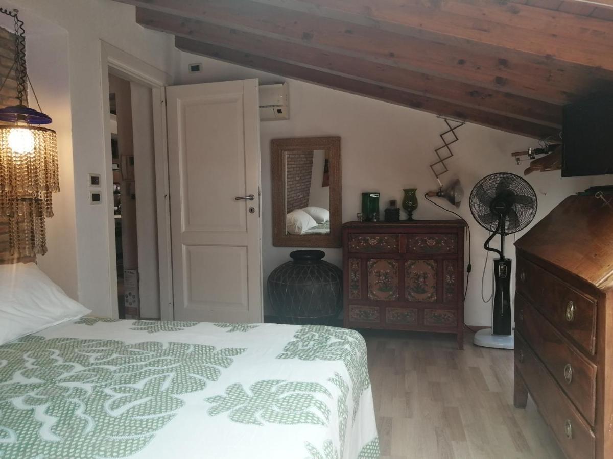 Aly Art Apartment Taormina Duomo, Gulf & Etna View Bagian luar foto
